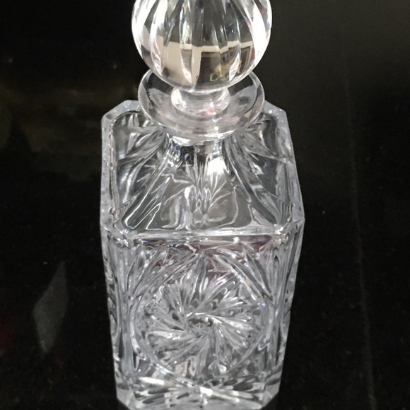 VTG Handcut Decanter from Poland 24% lead crystal - Picture 3 of 14